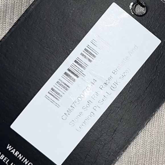 PrettyLittleThing Beige Crop Top | Size: L - Picture 4 of 4